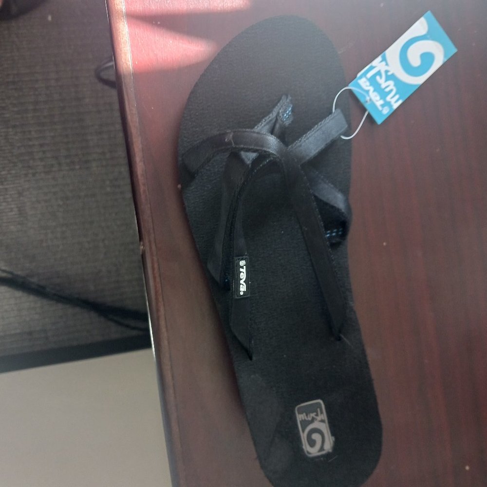 TEVA  - Brand New Mush Mandlyn Wedge Ola